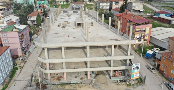 Dilovası'ndaki Katlı Otoparkta Kaba İnşaat Bitti