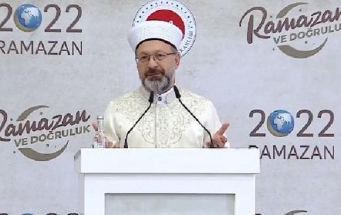 Diyanet İşleri Başkanı Erbaş: Teravih Namazlarının Camilerde Cemaatle Kılınacak