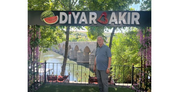 DİYARBAKIRDA BELGESEL TADINDA DEVRİ ALEM