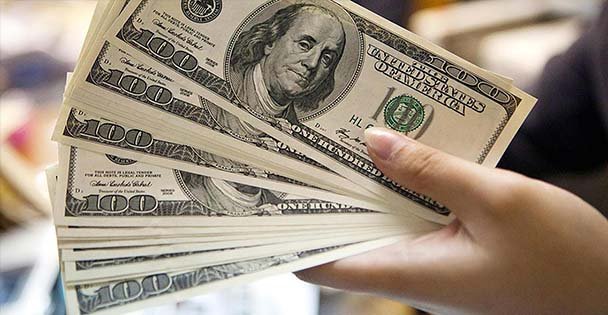 Dolar/TL haftaya düşüşle başladı