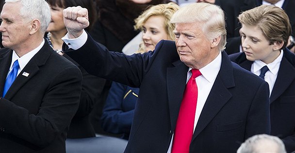 Donald Trump  ABD Başkanı Oldu!