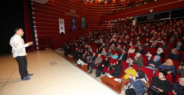 Dr. Kunak Gebzelilerle GKM'de buluştu