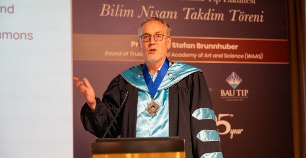 Dünya Sanat ve Bilim Akademisi'nden Prof. Dr. Brunnhuber: 'Dünya, 2030'a kadar Sürdürebilir Kalkınma Hedeflerine ulaşamayacak”