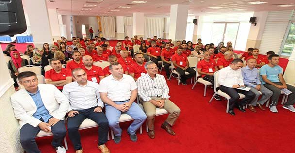 Eğitimcilere gelişim semineri