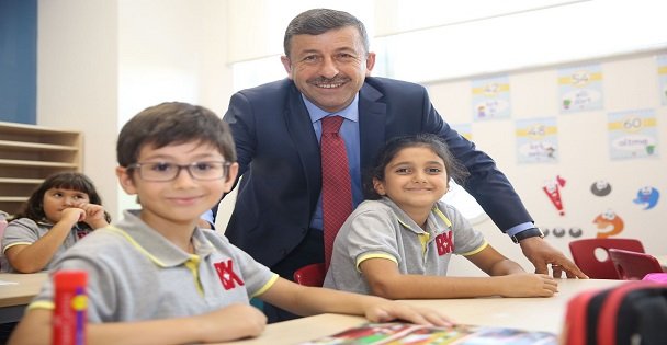 Eğitimli Nesillerle Hedeflerimize Varacağız