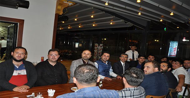Ekinci, Gençlerle Buluştu