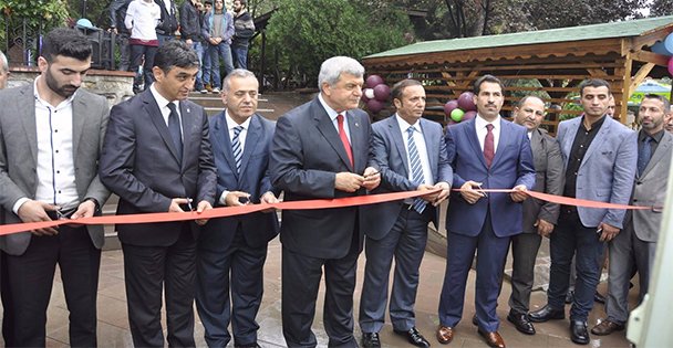 Elegan Cafe  hizmete açıldı