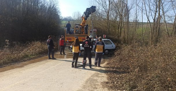 Emekli Aylığını Çekmek İçin Evden Çıkmıştı, Dere Yatağında Otomobilde Cesedi Bulundu