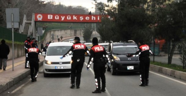 EMNİYET ŞÜPHELİ ARAÇLARIN PLAKASINI YAYINLADI