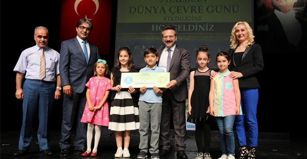 En çevreci okullar ödüllerine kavuştu