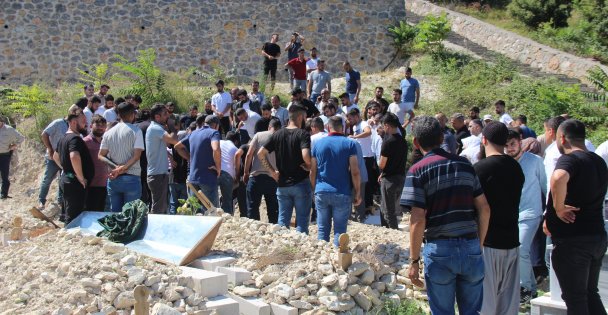 En mutlu günleri kana bulanmıştı: Sağdıç gözyaşlarıyla toprağa verildi