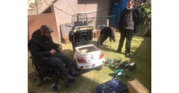 Engellilerin araçlarını Darıca Belediyesi tamir ediyor