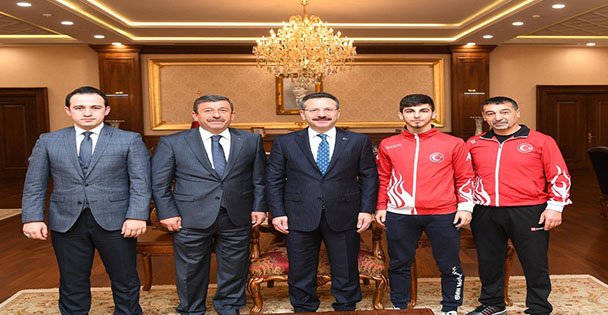Eray Şamdan'dan vali ziyareti