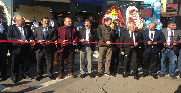 Erzurumlular bu açılışta buluştu