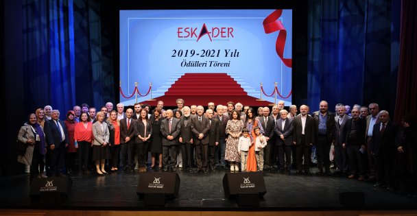 ESKADER Ödül Töreninde Coşku ve Özlem