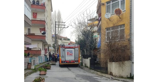 Evde çıkan yangın paniğe neden oldu