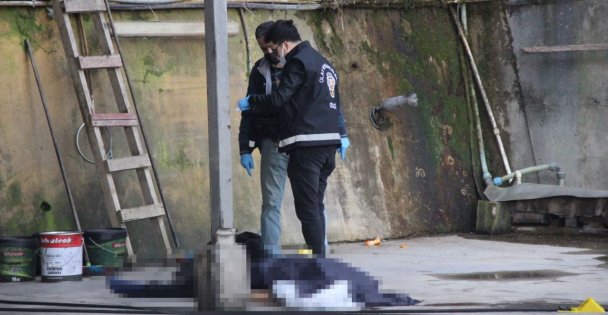 Feci Ölüm! Yüksekten Düştü Betona Çakıldı