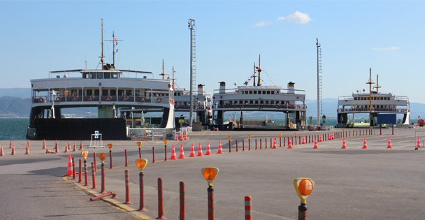 Feribot boş kaldı Köprü bayram yaptı!