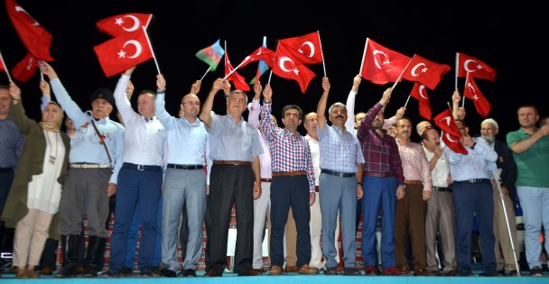 FETÖ'nün darbe girişimine tepkiler