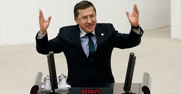 Fıkra olduk!