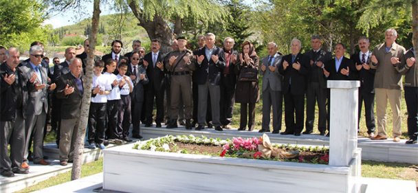 Gazanfer Bilge ölümünün 7. yılında anıldı
