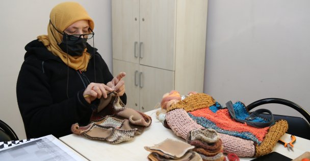 Gazete Kağıdından Çanta Gördünüz mü?