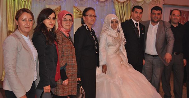 Gazeteci Erhan Durak evlendi