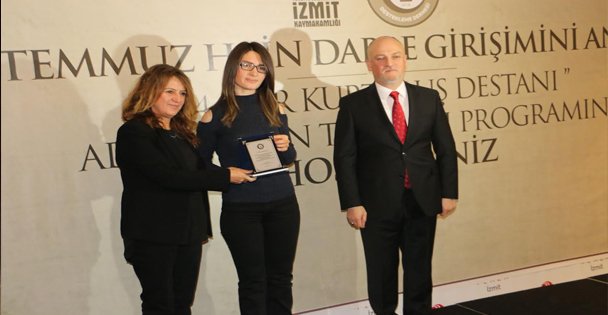 Gazeteci Osman Altınışık İzmit'te Kitabını Tanıttı