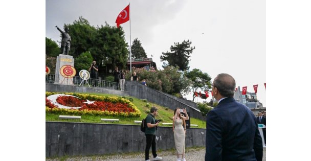 Gaziler Günü Çelenk Sunma Töreni ile Başladı