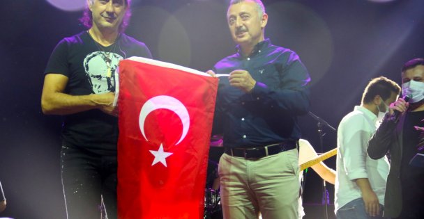 Gebze 30 Ağustos coşkusunu Kıraç ile yaşadı