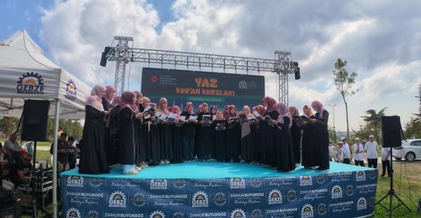 Gebze Belediyesi ve Gebze İlçe Müftülüğü Koordinesinde Yaz Kur'an Kursları Kapanış Programı Gerçekleşti