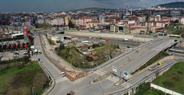 Gebze Center Önü Köprü ve Yollarına Müdahale