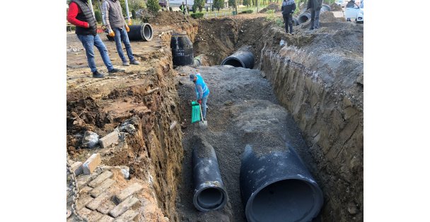 GEBZE ESKİHİSAR CADDESİNDE YAĞMURSUYU HATTI YAPILIYOR