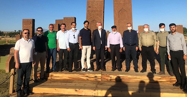 Gebze heyeti Malazgirt Zaferi için Ahlat'ta