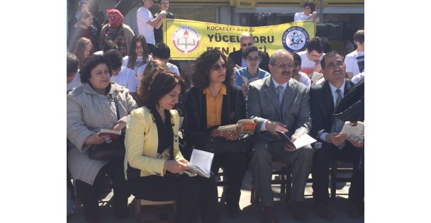 Gebze kitap okudu