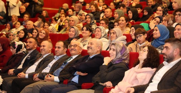 GEBZE OKUR PROJESİ KAPSAMINDA NURULLAH GENÇ GEBZELİLERLE BULUŞTU