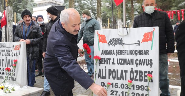 Gebze Şehitlerini Dualarla Andı