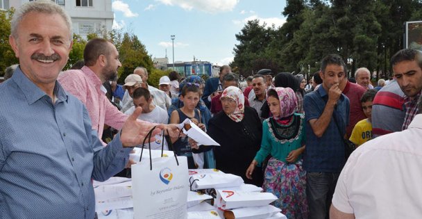 Gebze Ticaret Odası bayram çöreği dağıttı
