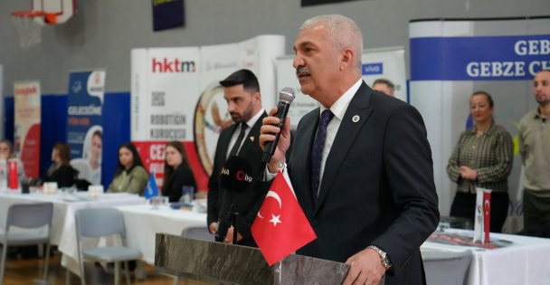 GEBZE TİCARET ODASI, KARİYER VE İSTİHDAM FUARI'NDA GENÇLERLE İŞ DÜNYASINI BULUŞTURDU