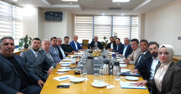 GEBZE TİCARET ODASI, KENTSEL DÖNÜŞÜMDE GÜÇLÜ ADIMLAR ATIYOR: DEPREME DAYANIKLI ŞEHİRLER İÇİN BİRLİKTE ÇALIŞMA ZAMANI