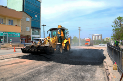 Gebze Yeni Bağdat Caddesi'nde Asfalt Yama Çalışması