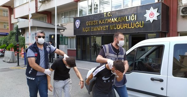 Gebzede 2 kişinin parasını gasbettikleri iddiasıyla yakalanan 4 şüpheliden 2'si tutuklandı