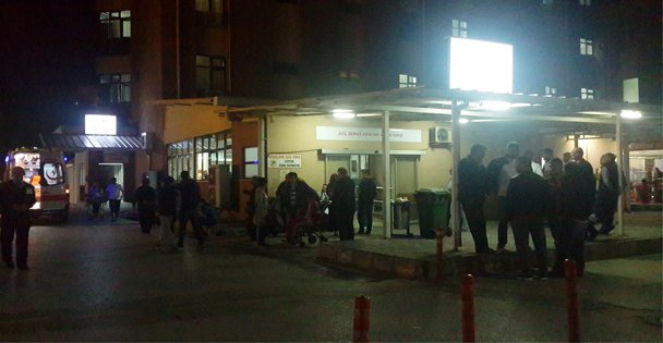 Gebze'de bıçaklı kavga: 3 Yaralı!