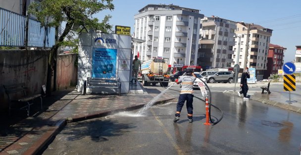Gebze'de caddeler pırıl pırıl