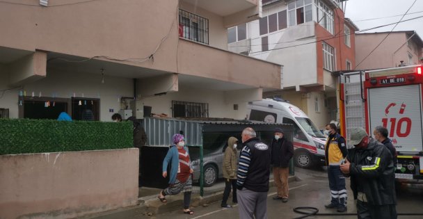 Gebze'de çıkan yangında evde hasar oluştu