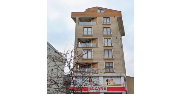 Gebze'de çöken binanın enkazından 1 kişi sağ çıkarıldı