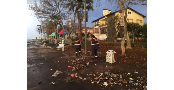 Gebze'de ekiplerden lodos mesaisi