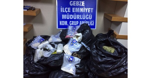 Gebze'de esrar operasyonu