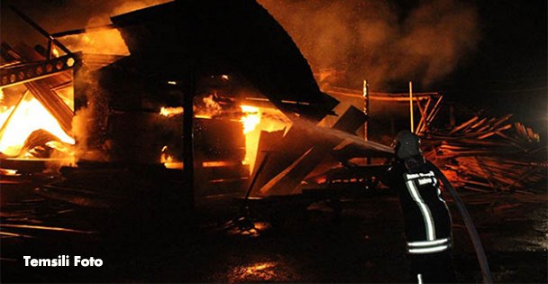 Gebze'de fabrika yangını!