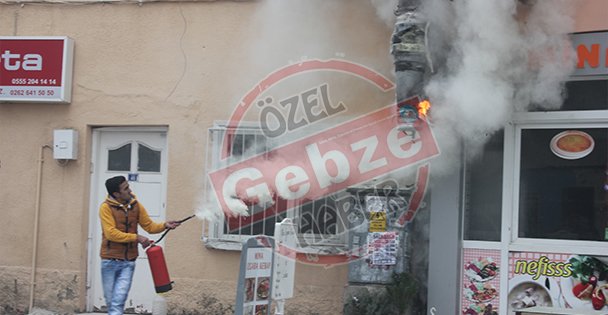 Gebze'de korkutan yangın!
